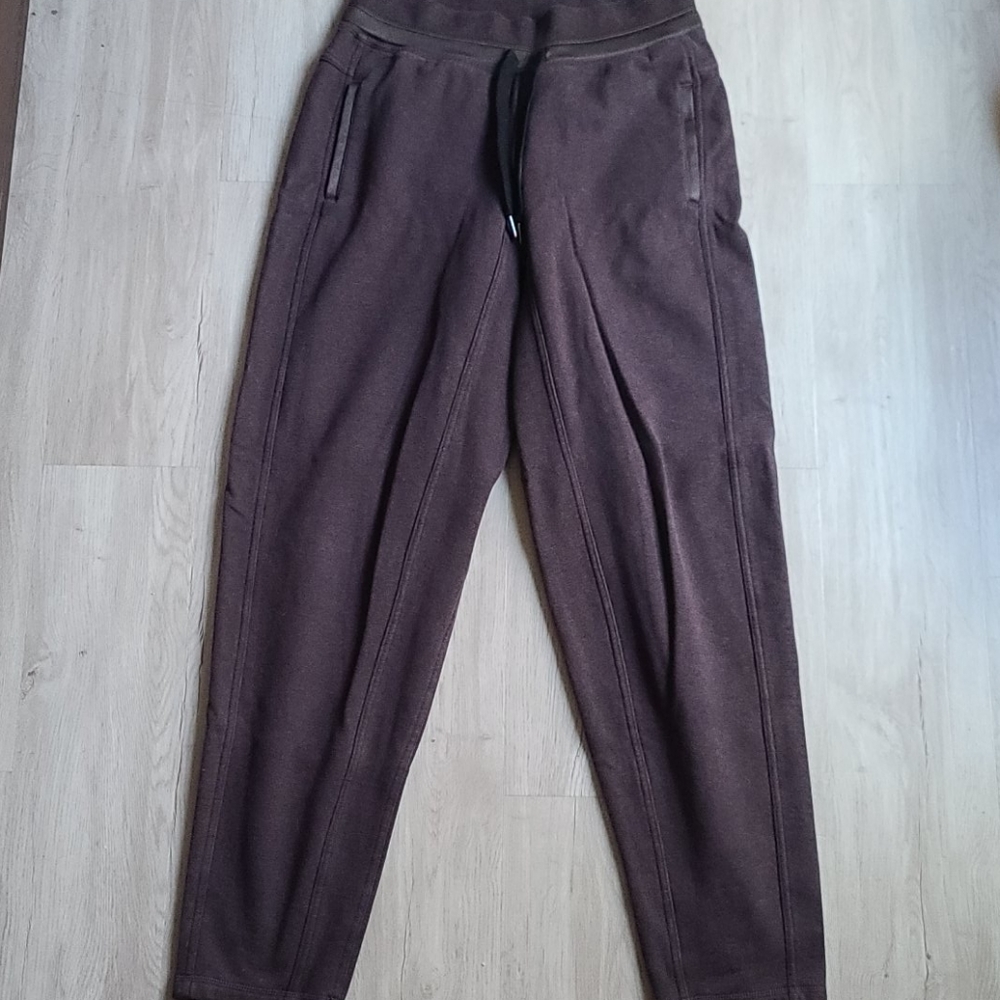 Lululemon joggers